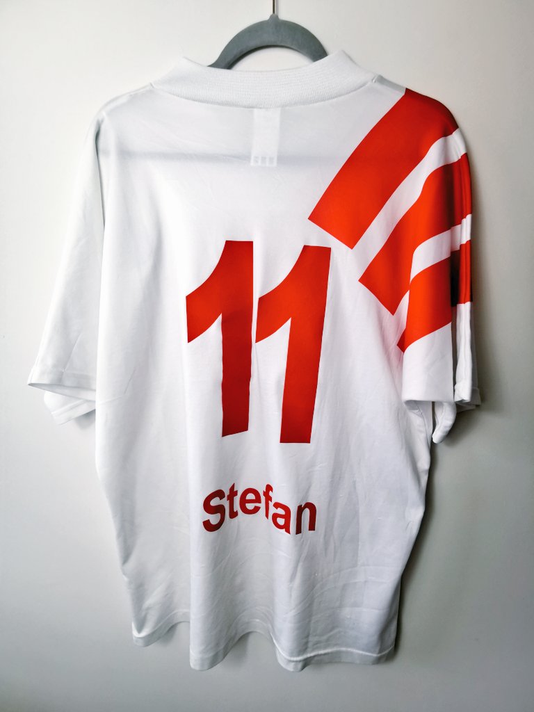 niclasico's tweet photo. 1991-93 Bayern Munich Away - Size L - #11 Stefan https://t.co/Ls3fQLyiq6 https://t.co/Iw2FcssmS0