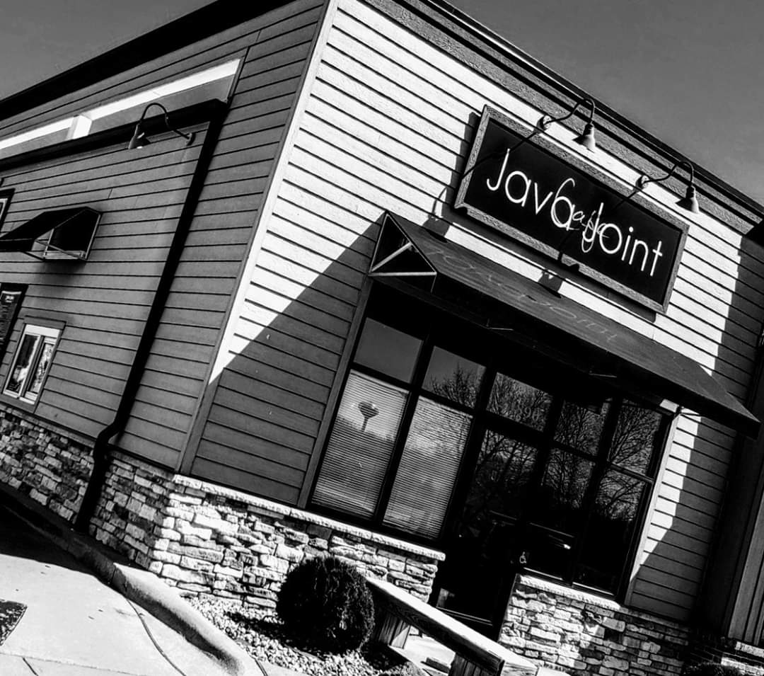 JavaJointCafe's tweet photo. Please allow us to introduce ourselves.  We are Jason &amp; Paulette Cunningham; the new owners of Java Joint.
Thank you for your patience as we make a few fun changes.  We plan to re-open by June 1st.  
A huge thank you to Graham and we pray for blessings over his future endeavors. https://t.co/QvnAsDVHan