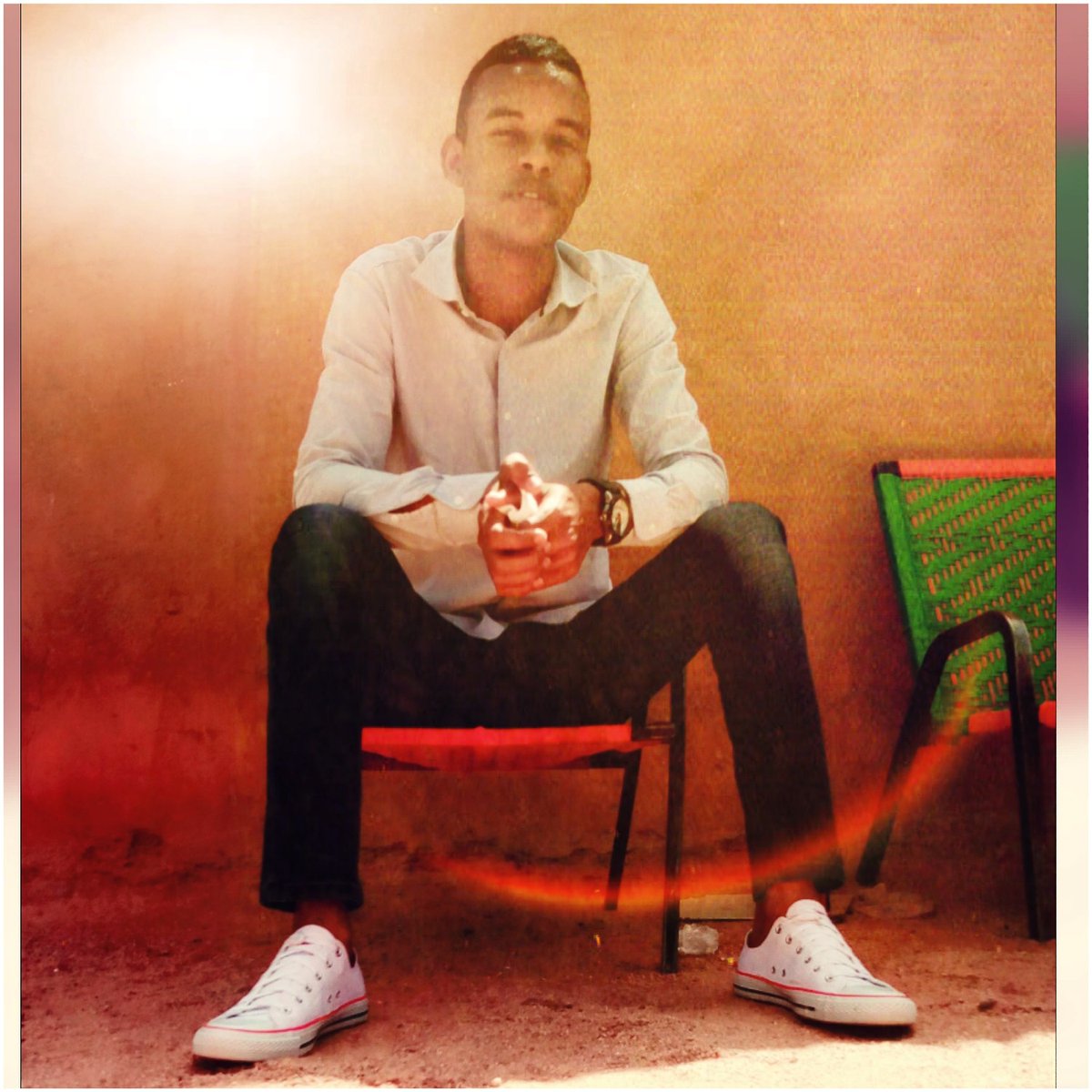 moussaa080's tweet photo. #NouvellePhotoDeProfil https://t.co/9xmThi2KaB