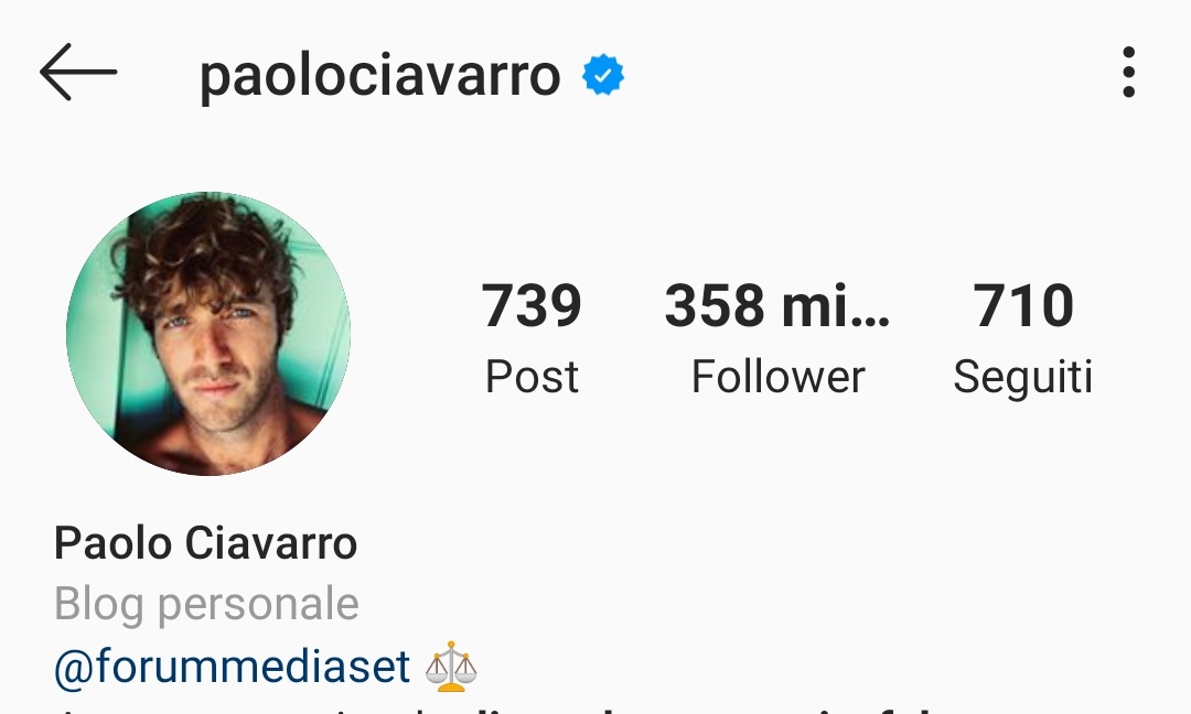 shipper_103's tweet photo. Avete notato anche voi tutte le storie messe da Paolo Ciavarro in 24h vero??? #aaacercasi #ciavarrini https://t.co/yq1OjmncHg