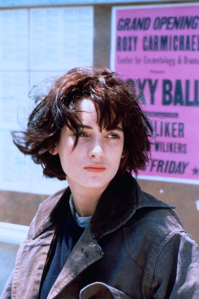 Twitter 上的 𝑚𝑎𝑔𝑔𝑖𝑒 このウィノナ ライダーかっこいい Winonaryder T Co Tjq77soybb Twitter