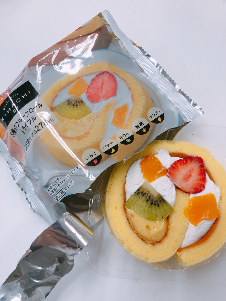 techo_s's tweet photo. @sgckun 曲がOMW感あって好きやったんやけど、これれいや作ならこれかられいやがラップする現場全部通うわ(ちょさんBDのため慌てて買ったコンビニケーキ) https://t.co/JEL11IpXJ6