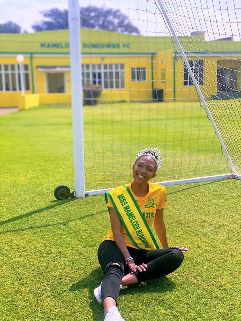 MissSundowns_'s tweet photo. Today wouldβve marked exactly 7 days until the 9th of May 2020π
#WhenYouKnowYouKnow
Anyhow #9TimesPSLChampions what would you be doing this Saturday,before the βauspiciousβ Saturday if it wasnβt for #lockdown?
Ok'salayo,lest WE forget.WE are the current #AbsaPremChamps https://t.co/NunHMrOL2d