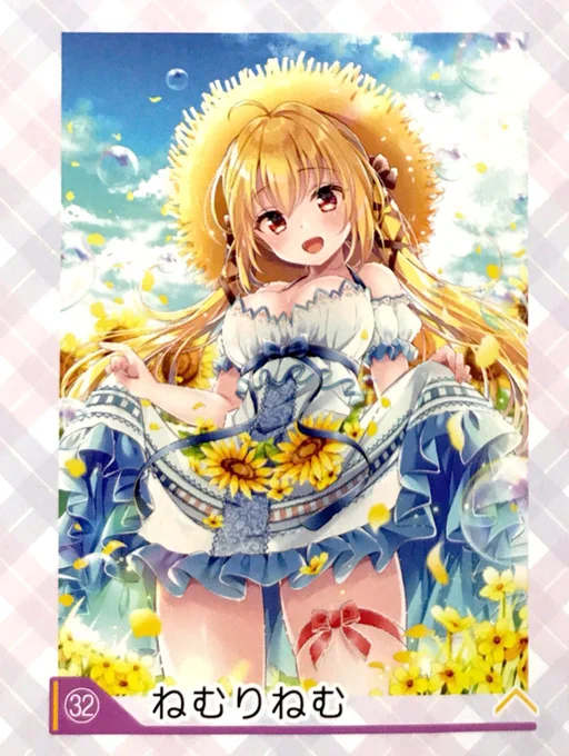 遅ればせながら電撃萌王さんのイラコン一次審査通過していました～!
最終選考は巻末ハガキからの読者投票で決まるので、よかったら応援よろしくお願いします…!!?✨ 