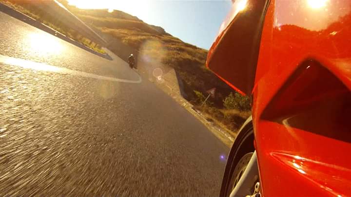 motoclubeuro0's tweet photo. Prosegue la #quarantena. Mentre aspettiamo la #ripartenza ci godiamo qualche #scatto dinamico delle nostre "vecchiette"!
#motoclubeuro0 #eurozero #euro0 #epoca #turismo #sport #wearefmi #fmi #coni #asd #motodepoca #mototurismo #motoclublidodiostia #roma #motoraduno #biker https://t.co/ip2gR6dXff