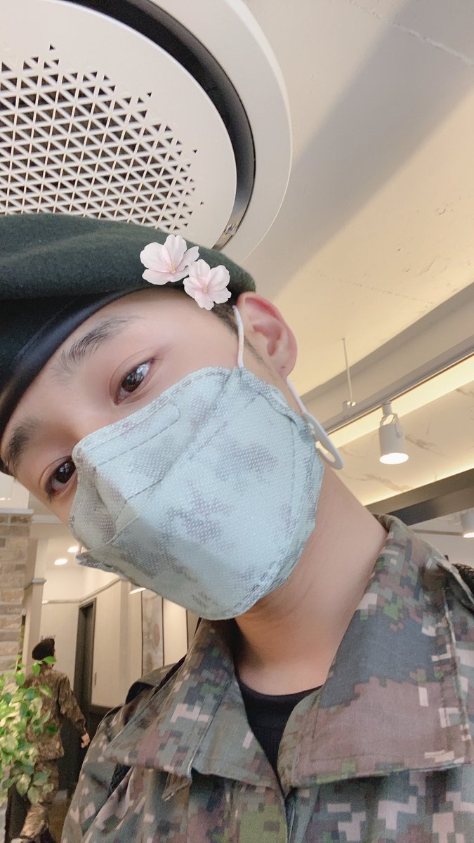 ftjoy's tweet photo. 200502 saico0111 insta update
#SprSprSpring #No #Spring #ItsAlready #Summer https://t.co/LuvL2Y369o