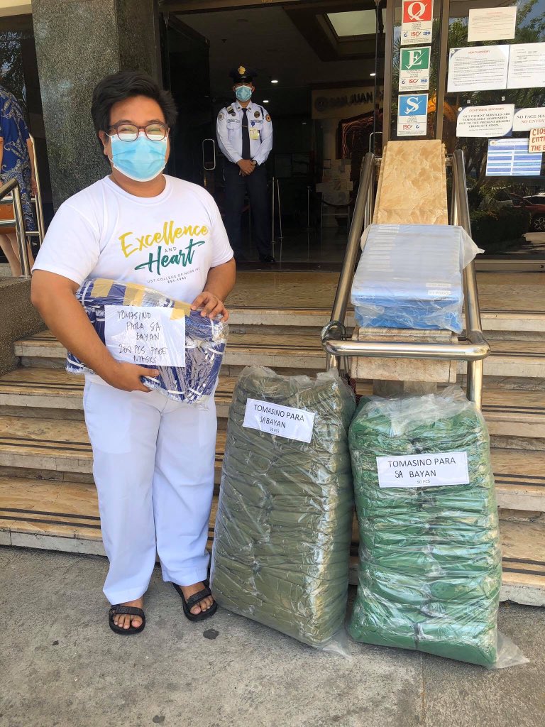 TomasinoPSB's tweet photo. Done with our third batch of delivery!! ☑️☑️☑️

We are extremely grateful for your continuous support and we are happy to share that we were able to help procure PPE sets to more hospitals. #TomasinoParaSaBayan 💛 https://t.co/mdoKSlaMx3
