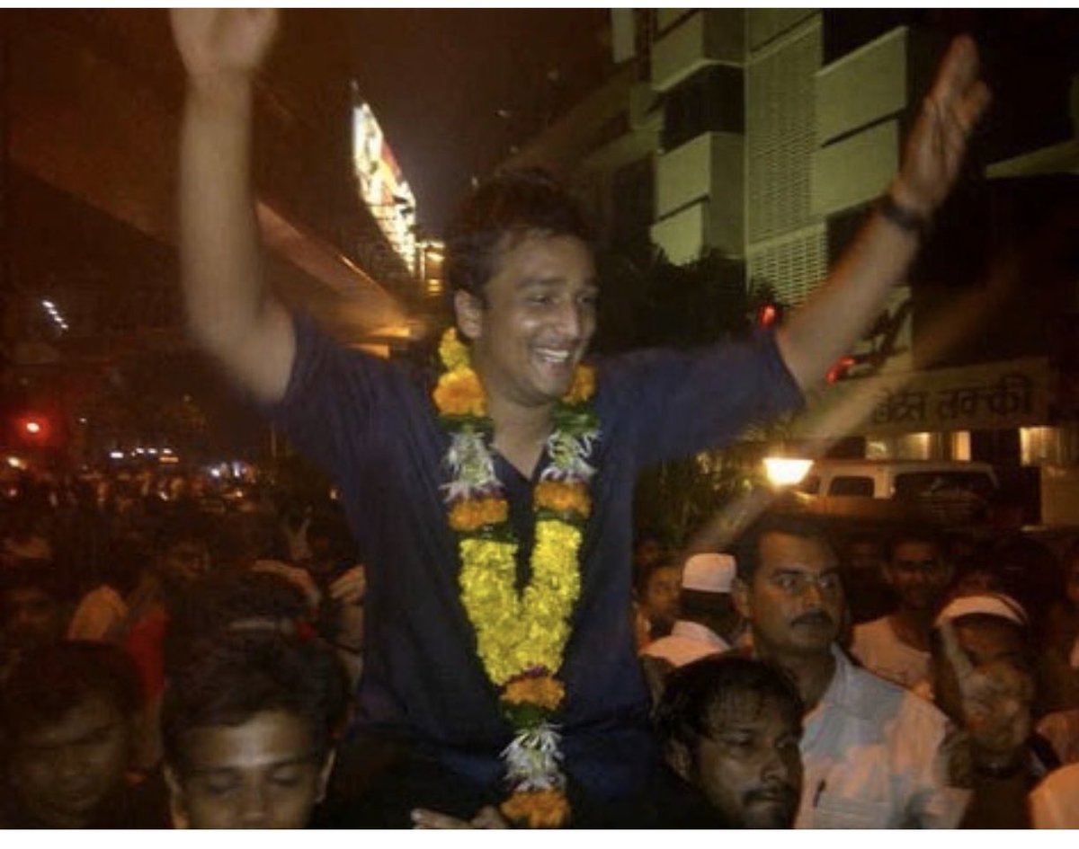 zeeshanBabaS's tweet photo. Career timeline :)
#MeAt19-Won my 1st youth congress @IYC elections,winning my district!
#MeAt24-Won the @IYC state elections,becoming the 1st GS of @mumbai_pyc
#MeAt27-Won the Bandra East assembly in the 2019 Vidhan Sabha elections becoming the youngest MLA of Maharashtra! https://t.co/BeWwds0IFd