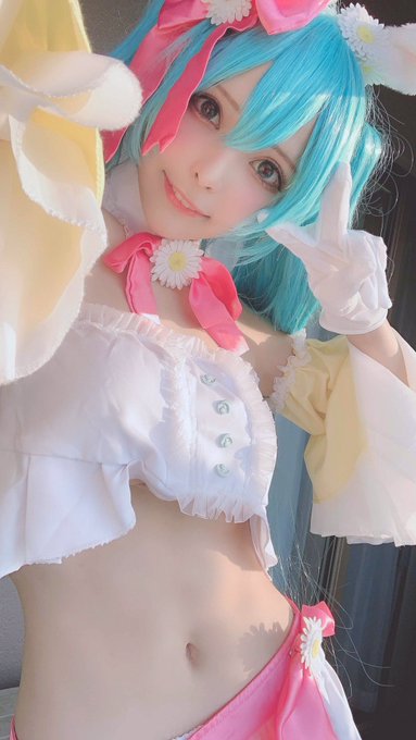 Twitterのコスプレ画像15
