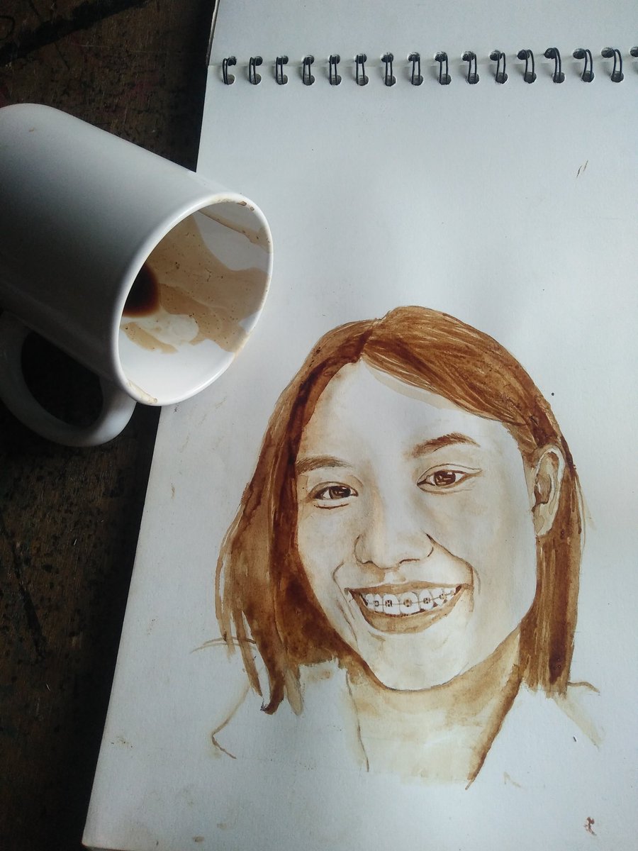 r0analexis's tweet photo. ang ganda ng pagkakatapon ng kape ko ah 😩 https://t.co/t4jzgM8p4O