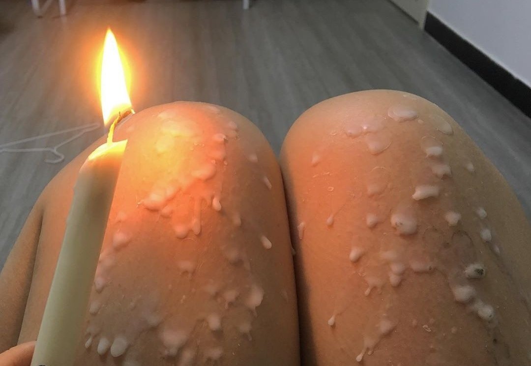 shinrinyoku0313's tweet photo. pernah gk sih lu mainin lilin kek gini wkwk https://t.co/5RLvELrDVG