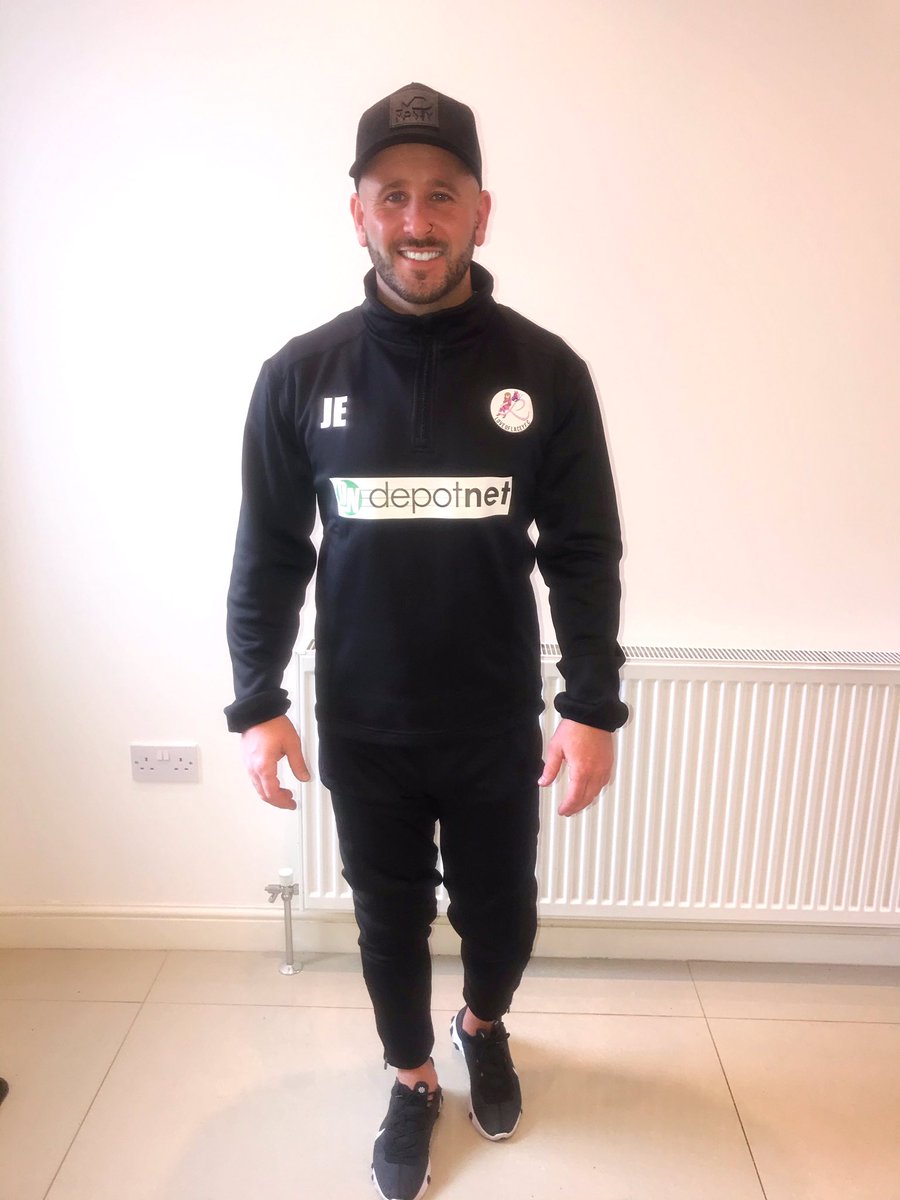 elmstagrams's tweet photo. New @LOflacey FC tracksuits https://t.co/QFojMkd7v0