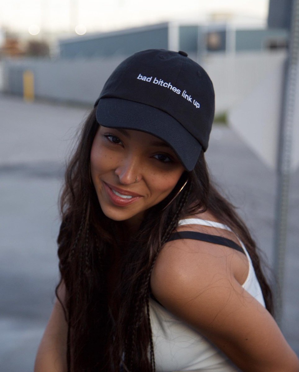 Tinashe's tweet photo. KEEP MOVING FORWARD ♥️📈 https://t.co/u5XnMTHeDV