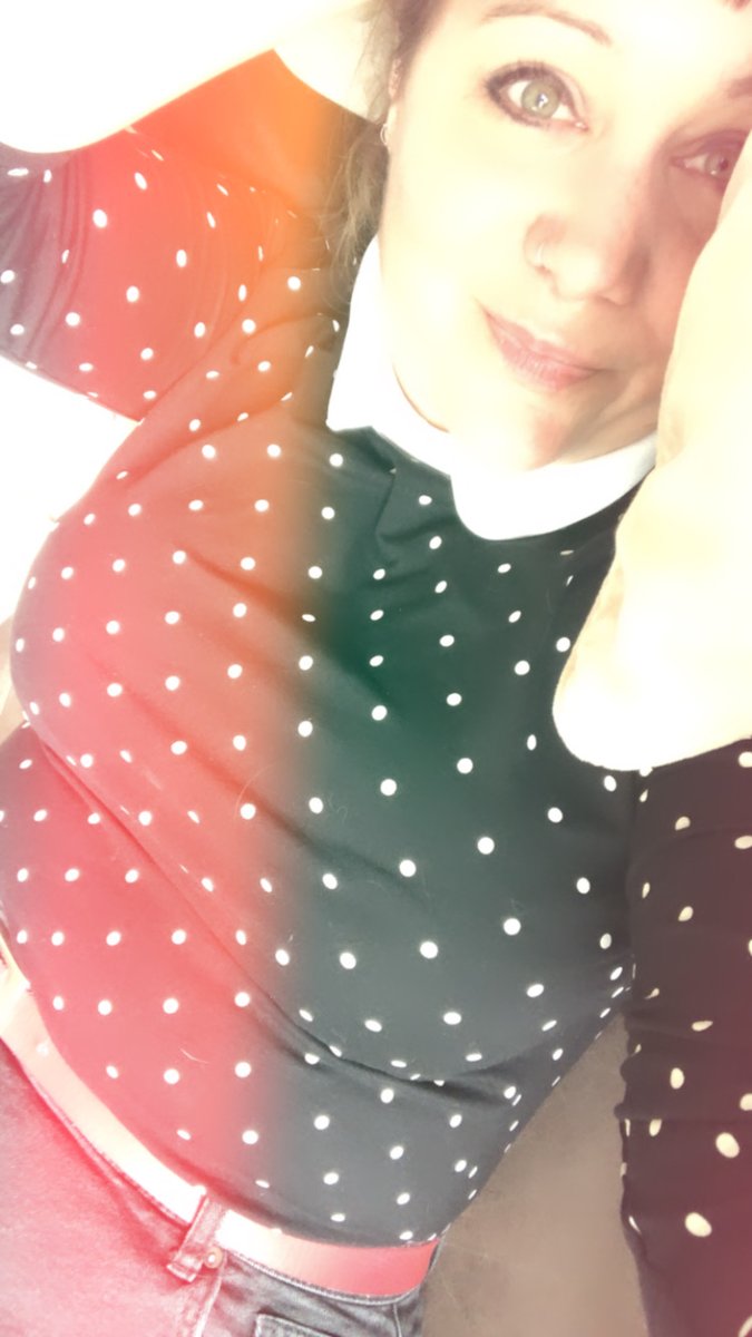 hüt bini nid witer aus zum sofa cho... wenigschtens stimmt #kragensituation