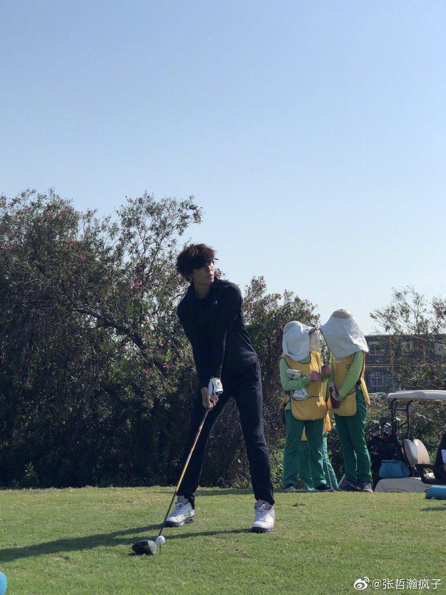 HanThfc's tweet photo. 04/30.2020
一二三四……………… ​​

#ZhangZhehan
#张哲瀚 https://t.co/Wkp7Ot2GOe