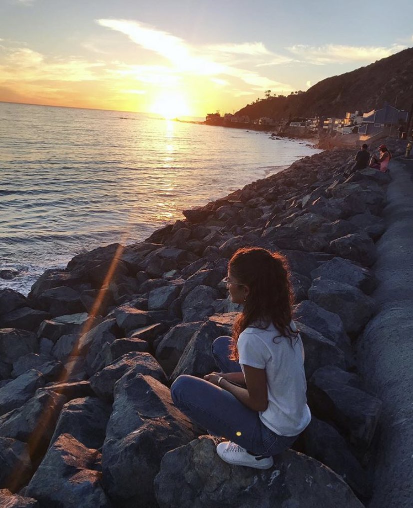 isn't it lovely, all alone? heart made of glass, my mind of stone tear me to pieces, skin to bone 🥀