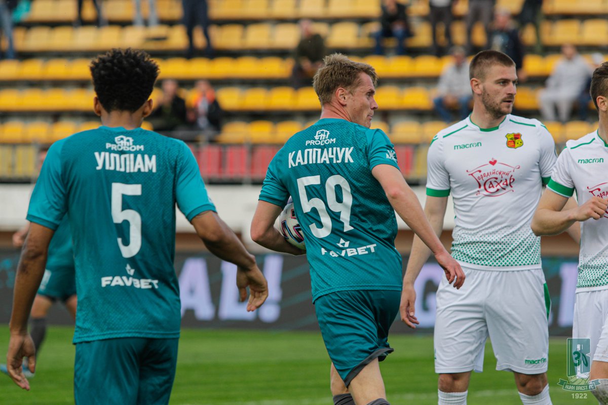 rukhbrest's tweet photo. 📸 Photo report from the match Rukh vs Gorodeya.

📸 Фоторепортаж с матча против «Городеи».

Все фото: https://t.co/HJ1mWUCmDS

#rfc #RFCFCG https://t.co/V7NlnpvnOM