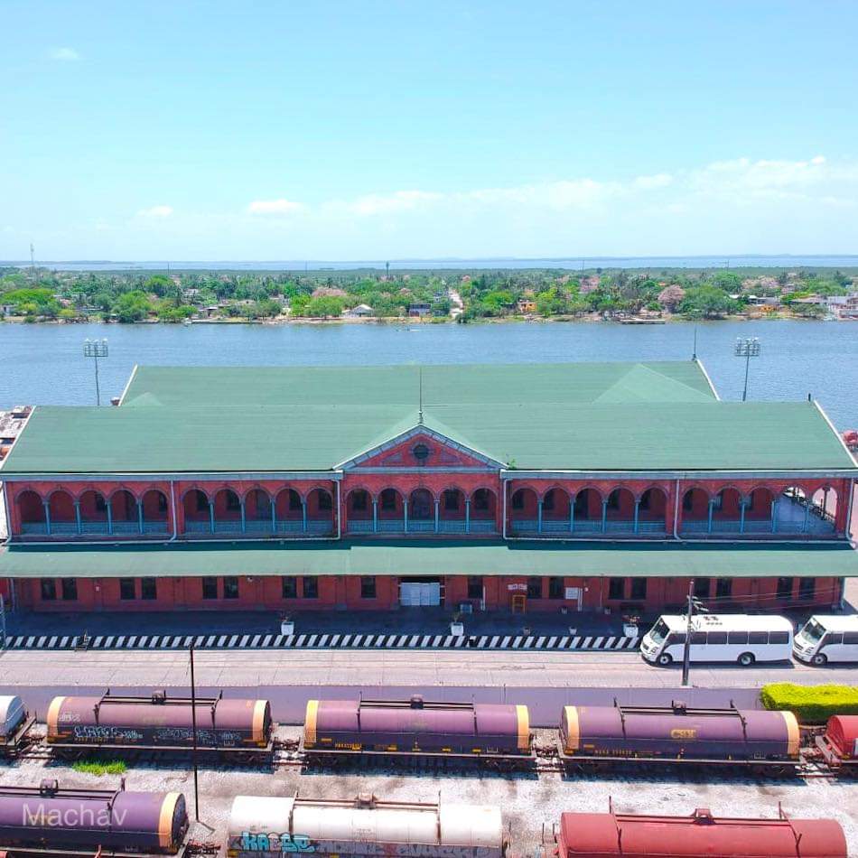 AlejandroGv00's tweet photo. He visto que #Tampico es tendencia Nacional así que les compartiré unas fotos de mi bella ciudad, visitenla no se van a arrepentir❤️ https://t.co/AsuUV8XTCJ