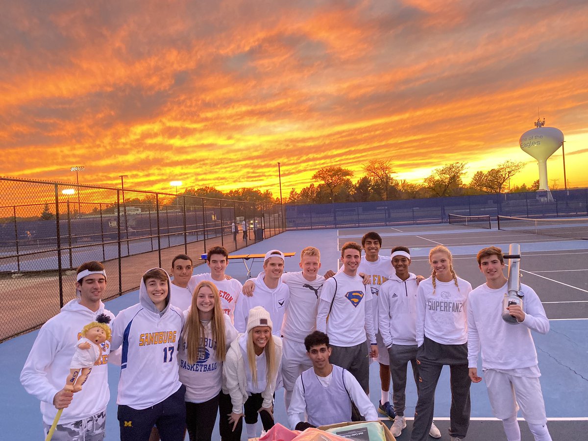 SandburgHS's tweet photo. Who wouldn’t want to join this team?! 

We are now accepting applications for our next Division Chair of Social Studies, World Language, and Art... click the link for details. 
#YourFutureIsCalling 
#EliteDaily 
#D230Proud 

https://t.co/m5KRUCL4UA https://t.co/mrDMH7j8Xy