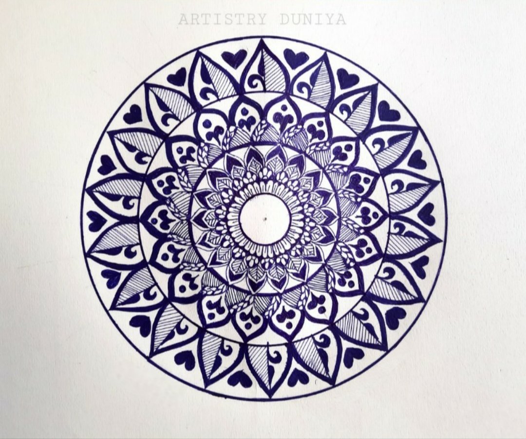 ArtistryDuniya's tweet photo. Mandala Art Circular Design
Ball pen on paper
Full Video uploaded - https://t.co/UkEeHCasrG
Subscribe to my channel☑️
Press the bell icon🔔
Share the video with ur friends n family➡️
#mandalaart #mandaladrawing #learnmandala #quarantinewithAD #ADcreates #artistryduniya #AD https://t.co/8QSp7fML65