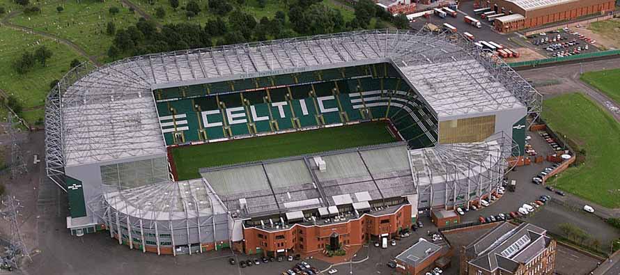 IvanOrtenzi's tweet photo. Solo perché me lo ha chiesto il maestro @PaoloCond @AleCap23
2001 ponte di novembre #UCL
La #juventus gioca dopo 20 anni al #celticpark . Come sempre capita trasferta Europea e #zingarata amici Partenza mart we lungo in #Scozia. Biglietti aerei costano poco siamo post 11/9 https://t.co/TbHzCmDuhb