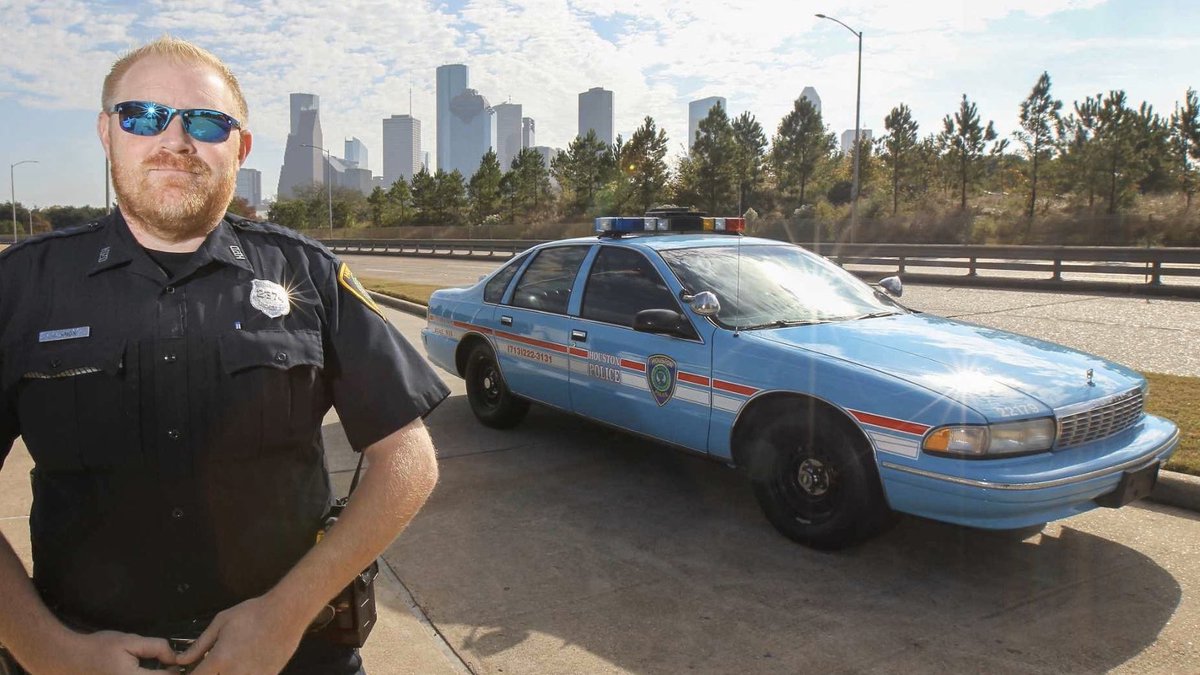 HPOUTX's tweet photo. We know that Jason loved #RelationalPolicing and made thousands of citizen contacts with his restored HPD cruisers. If you have a photograph or memory to share with Officer Jason Knox and his 96 Caprice, please post it and tag his shop number #HPD22179 https://t.co/PRvMbE8Me0