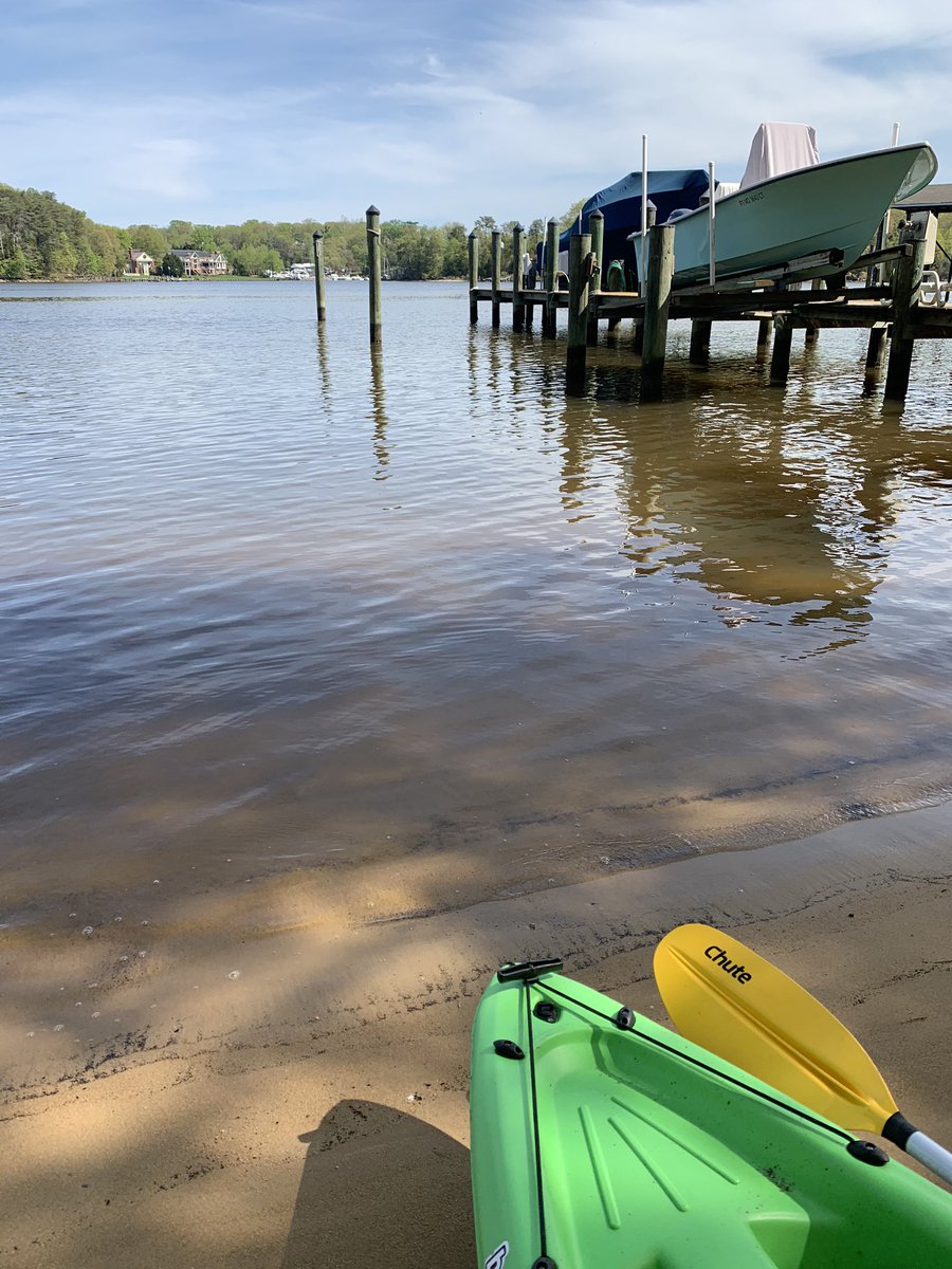 teacherfirst73's tweet photo. ❤️❤️❤️ #secondfavplace2B #timeonthewater #kayak #findwater https://t.co/IZwh4N7KAR