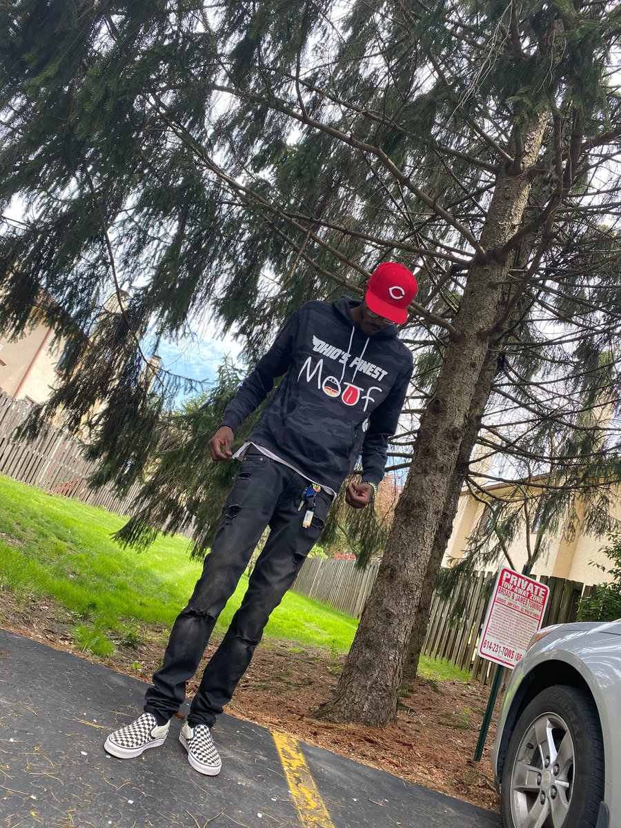 Sk1nnyVSOB's tweet photo. I Got You Bro! 4Ever! I love you brother ima miss you my dawg!! 👌🏾😔🕊💔 #LongLiveJarrin #OhiosFinest x @MoufWorldWide 🤞🏾 https://t.co/bJjkp1Lehn
