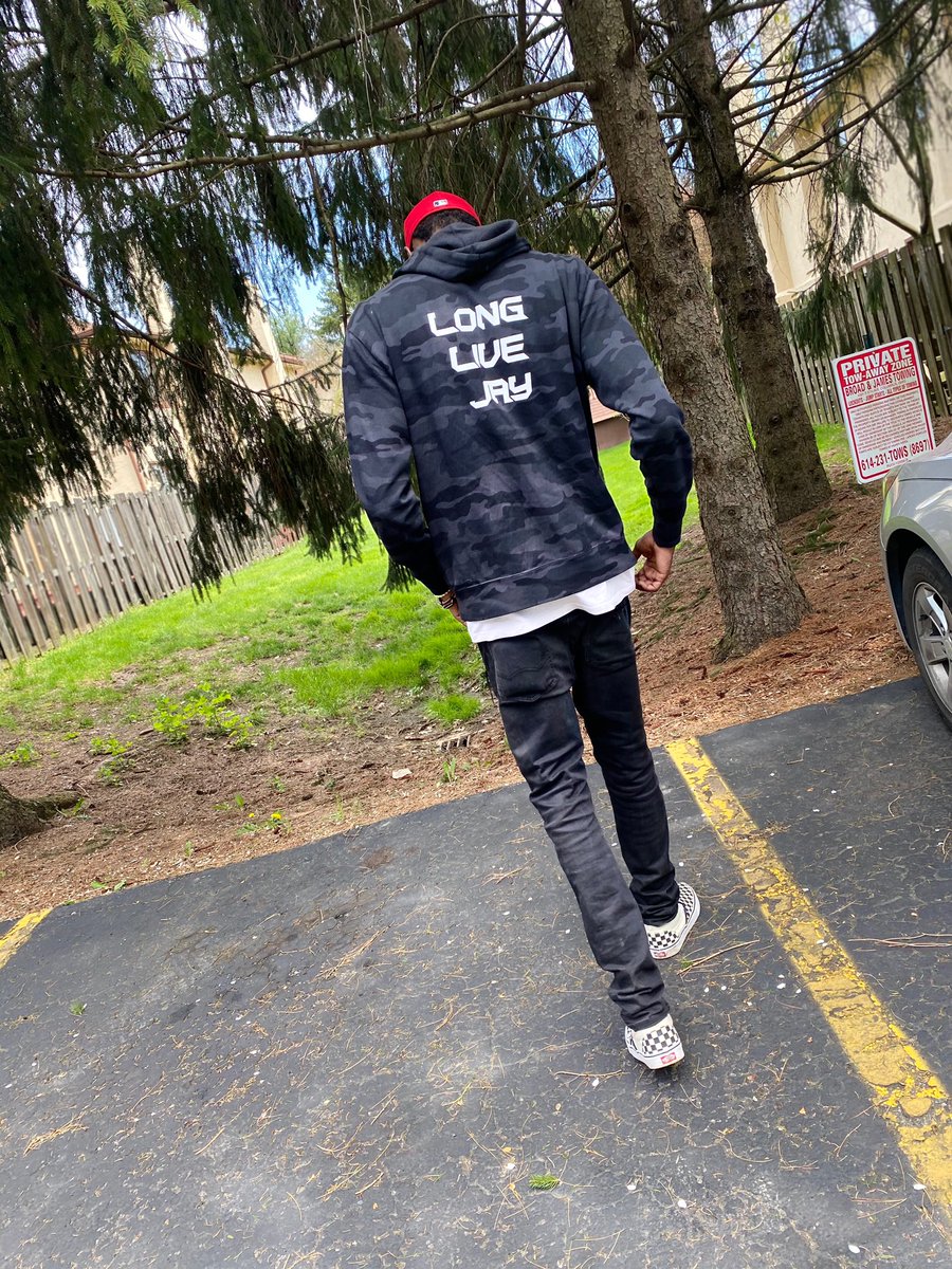 Sk1nnyVSOB's tweet photo. I Got You Bro! 4Ever! I love you brother ima miss you my dawg!! 👌🏾😔🕊💔 #LongLiveJarrin #OhiosFinest x @MoufWorldWide 🤞🏾 https://t.co/bJjkp1Lehn