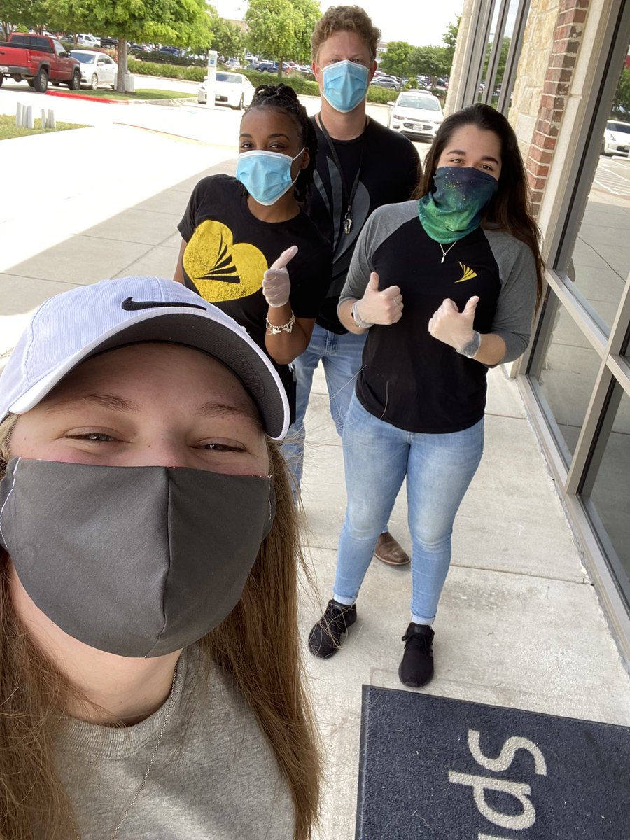 AlyCSNationATX's tweet photo. Stopped by and visited the Creekside crew this afternoon! Come see us if you’re in New Braunfels. They are ready to help you curbside! https://t.co/pKQ1YDg3ff