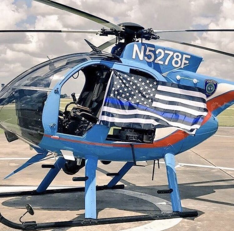 BALummus's tweet photo. The sound of FOX arriving on a scene is one of the most calming sounds an officer can hear. They are the eyes in the sky &amp; do amazing work. Today our hearts are heavy. Prayers to these officers &amp; their families. 🙏🏼😔 https://t.co/5JPdO0RKU4