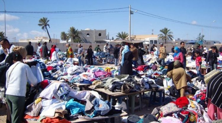 Knoozfm's tweet photo. "الفريب" يستأنف نشاطه انطلاقا من 11 ماي 

أكد رئيس الغرفة الوطنية لتجارة الفريب بالجملة صحبي معلاوي في مداخلة هاتفية صباح اليوم على إذاعة كنوز أفم أنه تقرر استئناف نشاط قطاع الملابس المستعملة يوم 11 ماي المقبل ،هذا و سوف يقع مراقبة مدى احترام التجار و الباعة لإجراءات احترام https://t.co/VDy3DlaobC