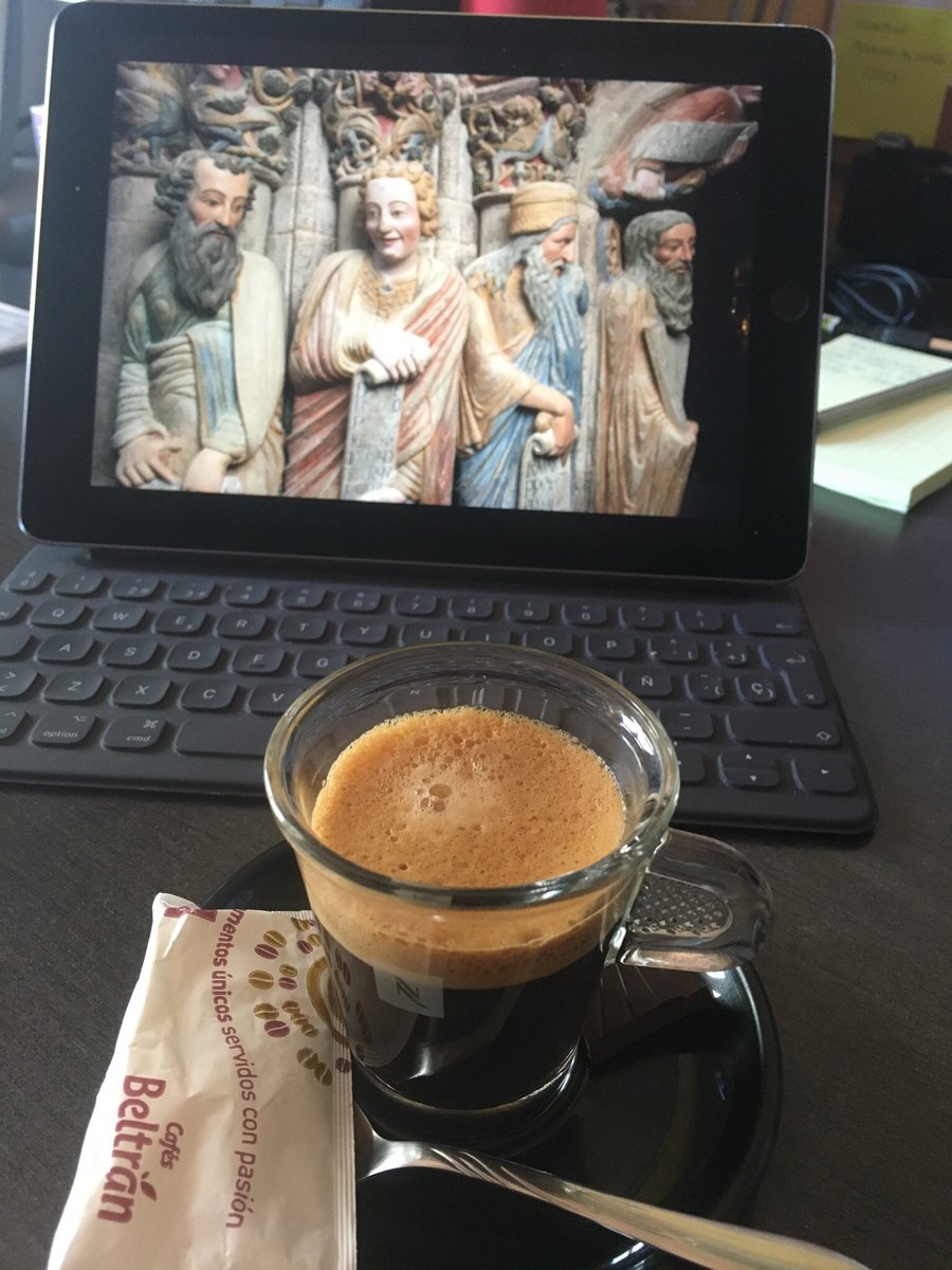 Helenayya_'s tweet photo. #cafeconArte Ayer tomamos cafe con Antonio Canova. Con quién lo tomamos hoy? https://t.co/foqTSeAXsU