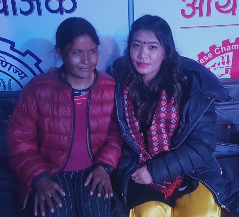 GhartiDevi's tweet photo. फोटो कस्तो आयो देख्नुहुन्न र पनि मायाले फोटो खिच्नुभयो ......सुर्खेतमा 
(शुभचिन्तक ...) 
हजुर धेरै सुन्दर हुनुहुन्छ बहिनी https://t.co/AMvW5aaDPd