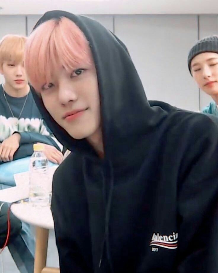 yuqminn's tweet photo. Jaemin của chúng tôi là để yêu thương. Nana của NCTzen là để yêu thương. Nghĩ xem khi anh ấy đọc được những bài viết bôi xấu không đúng sự thật thì sẽ cảm thấy như thế nào. Chẳng phải rất đau lòng sao, NCTzen cũng đau lòng lắm đó 
#INSERT_APOLOGIZE_TO_JAEMIN https://t.co/Cbwsz073Im