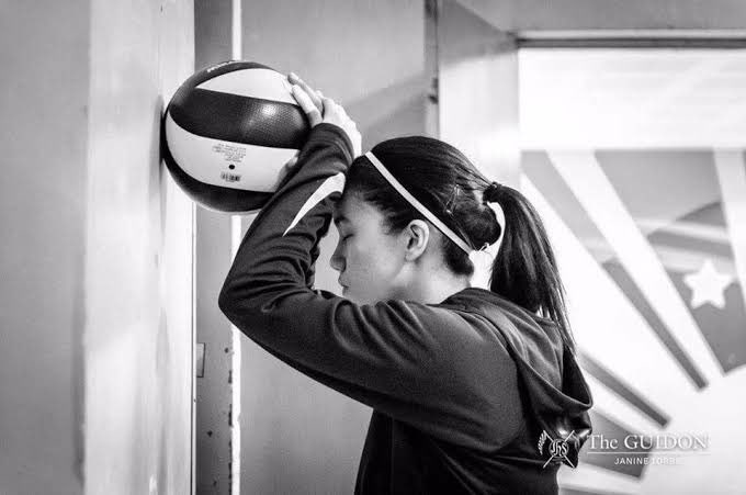 VolleyPilipinas's tweet photo. Jia Morado redefined JIAMAZING. Grabe. Hands down ako. Mad respect to her, her family and his bf na rin. Congratulations on the successful fundraiser! The best way to use your platform and influence. God bless your souls. Thank you, Jia! ❤️
#ForOurFrontlinersPH https://t.co/gCbO2EFbhQ