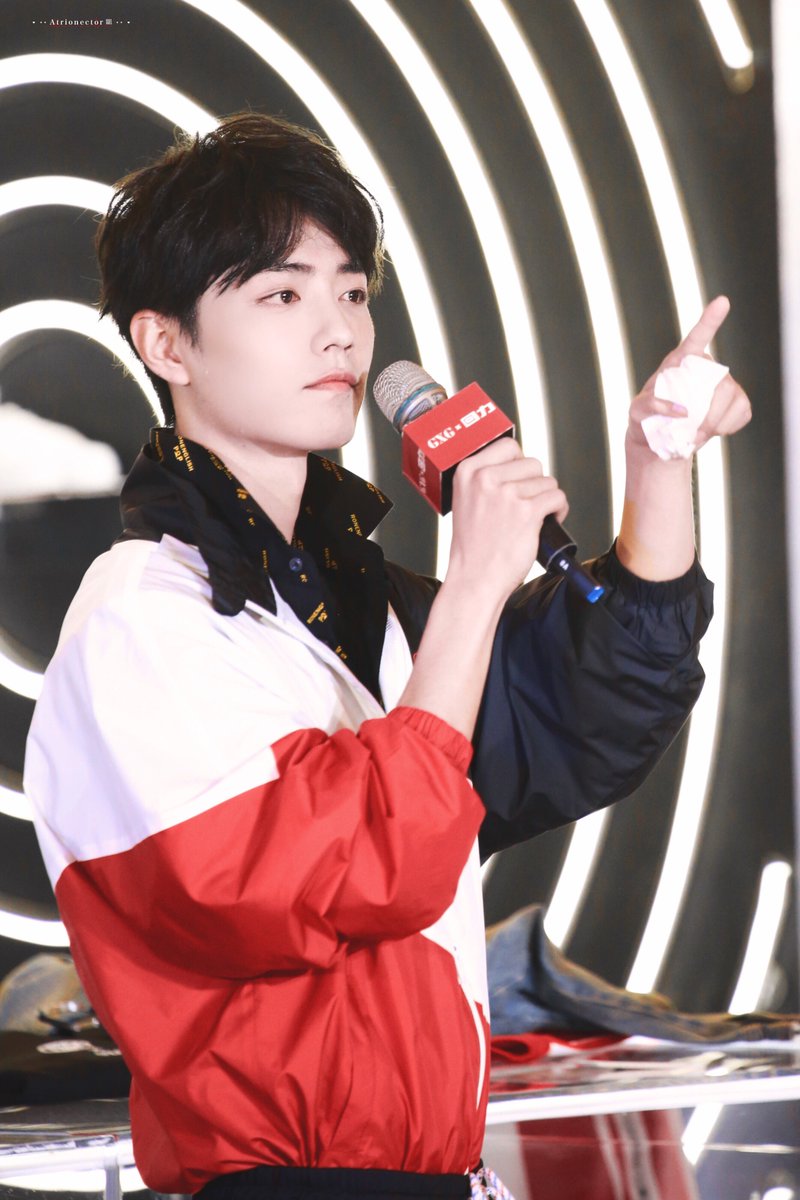 #Daytoy #肖战 #XiaoZhan 
                                                                           
“You light up my life💌”