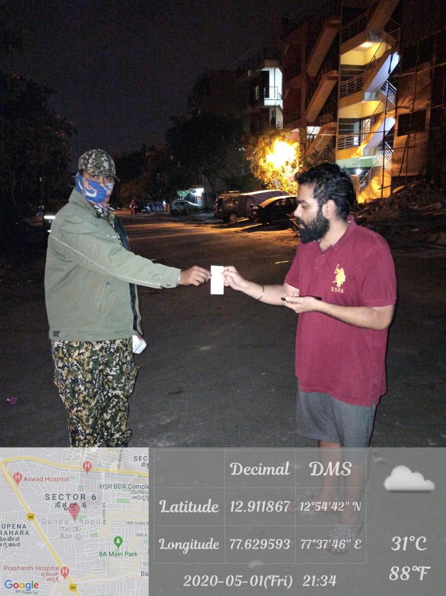 GBAChiefComm's tweet photo. Rs 51,700 in fines was collected from those not covering their mouth &amp; noses mandatorily to stop the spread of #COVID19.

ಪಾಲಿಕೆ ವ್ಯಾಪ್ತಿಯಲ್ಲಿ ಮಾ��್ಕ್‌ ಧರಿಸದೇ ಓಡಾಡುತ್ತಿದ್ದವರಿಂದ ಒಟ್ಟು ರೂ. 51,700 ದಂಡವನ್ನು ಮಾರ್ಷಲ್ ಗಳು ವಸೂಲು ‌ಮಾಡಿರುತ್ತಾರೆ. ನಿಯಮಗಳನ್ನು ಉಲ್ಲಂಘಿಸ ಬೇಡಿ, ಸುರಕ್ಷತೆಗೆ ಸಹಕರಿಸಿ. https://t.co/6fIaAy4ONw