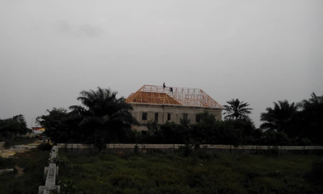 toblancp's tweet photo. #roofingstage
For details on design & construction deal contact us now ๐ฏโ๏ธ
#toblanconstruction #thinkinvestment #webuildwithpride #designandbuild #roofing #lekki #bananaisland #lagos #roadconstruction #drainagenetwork #realestate @toblancp @tolu_babarinde @olanreforward14 https://t.co/Sv40sDCRIj