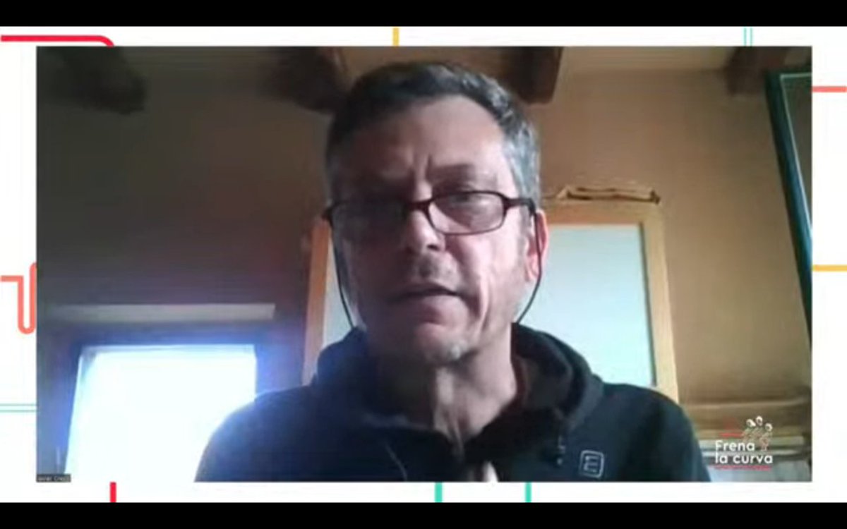 terenet's tweet photo. "Lo posible se ha ampliado", "Lo que toca es regenerar" y "¡A tener cuidado con los datos!", tres asuntos que Javier Creus está desarrollando en #festivalFLC @frenalacurva 
¡Qué gran capacidad de análisis y de síntesis! #soyfan https://t.co/4nsNiV2GiI https://t.co/DNGybvPUgc