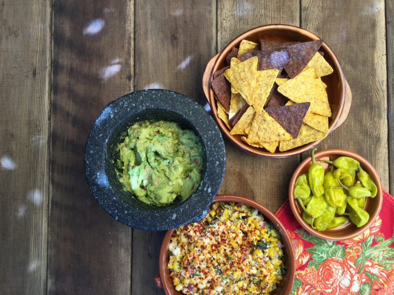 Jeffs_Garden's tweet photo. Who doesn't love fresh guacamole for Cinco de Mayo? Mix some Diced Tamed™ Jalapeño Peppers in to add some pizazz with just the right amount of heat. Here are more delicious ideas to try >> https://t.co/TMg2CZFcYL https://t.co/KgdTsJICoI