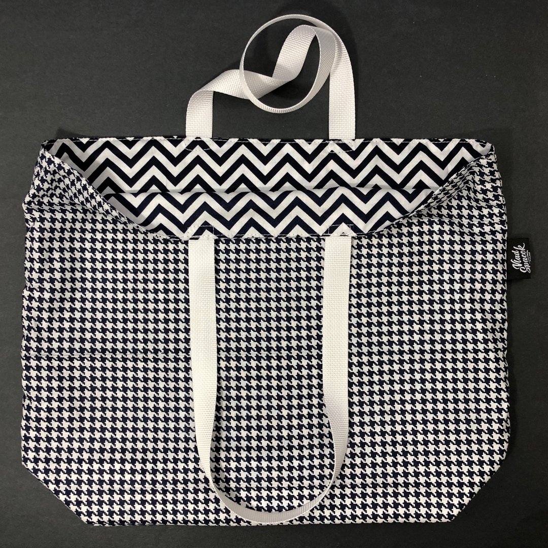 VladSpacek's tweet photo. Tote Bag. Please don’t use plastic bags! https://t.co/M3fTmMcQ3a