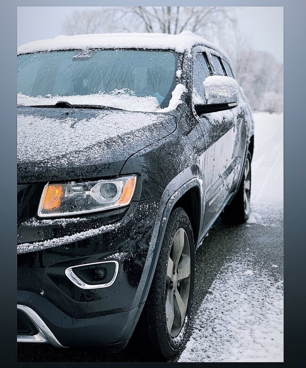 _Ktmoseley's tweet photo. STOLEN‼️‼️‼️ 
My car was stolen last night off of Browning road in Norwich.
IF ANYONE HAS ANY INFORMATION ON MY CAR PLEASE LET ME KNOW!!!! 2014 Jeep Grand Cherokee  Limited. Black Jeep symbol on the back. Please rt so I can find my baby😭 https://t.co/WVPktB4cCv