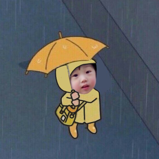 เด็กเล็กกับร่มเหลือง☔️💛✨