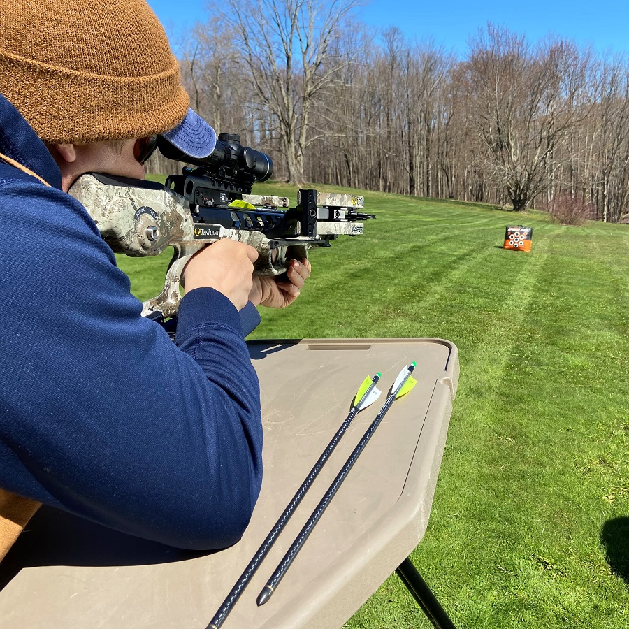 More Important Than Ever to Get Outside for Some Group Therapy. @deltamckenzietargets

#tenpointcrossbows #vaporrs470 #crossbow #builtinamerica