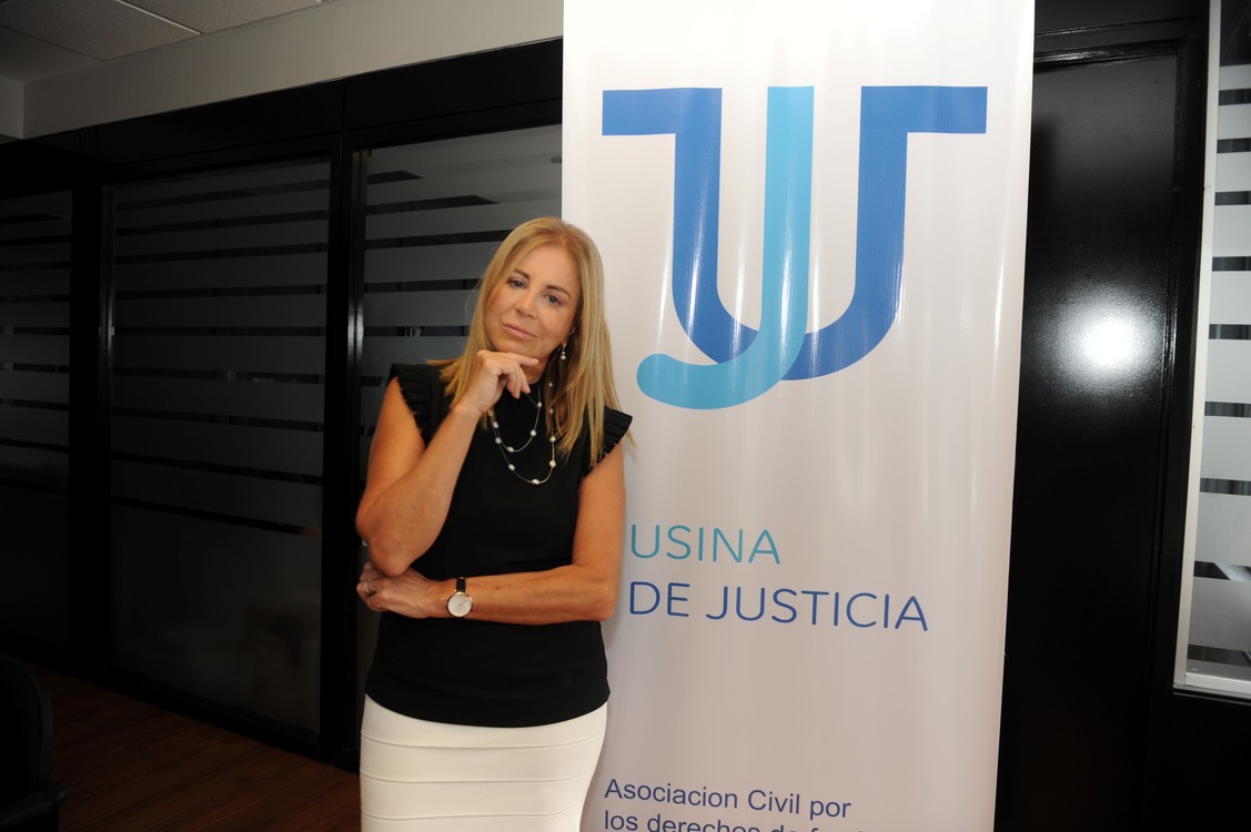 OrigenAM950's tweet photo. Hablamos con @dcohenagrest, fundadora y presidenta de la Asociación Civil Usina de Justicia, en #CNNMediaTarde con @FerBolan.
¡Escuchanos por la app de #CNNRadioArgentina en https://t.co/MrlUM4SbCh! https://t.co/uzD5FXi6lI