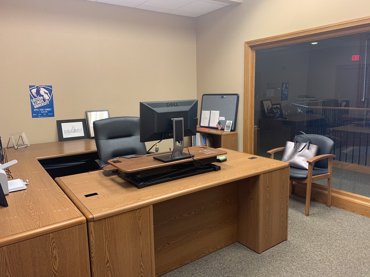 Day 49: Handed in some HR paperwork on EIUs campus and got keys to my new office. Really excited to start with EIU!   #COVID19