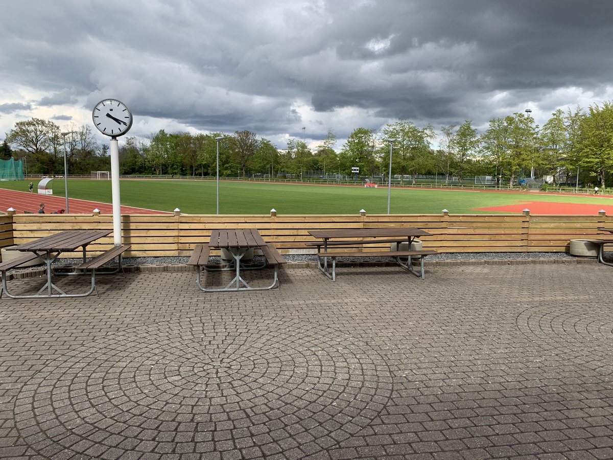 NNbart's tweet photo. Bagsværd Stadion, hjemmebane for Bagsværd Boldklub (serie 2), mit lokale hold, som jeg endnu har til gode at få set i aktion. Hermed slut efter en dag med 4 stadions, debut som aktiv tweeter og den længste cykeltur i laang tid. Tak @Bruun6eren for initiativet!#herermitstadion https://t.co/UBDS5mfOvO