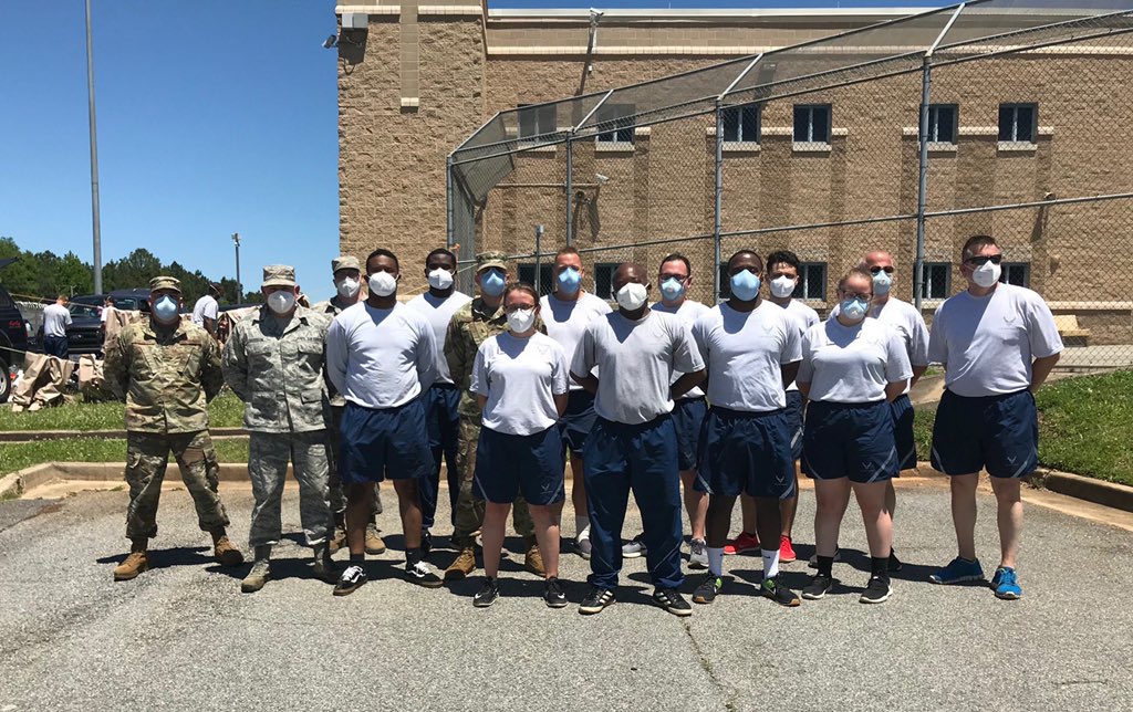 116ACW's tweet photo. Our Infection Control Teams @ Milledgeville, GA, help #FlattenTheCurve of #COVID19! “Central State Hospital would like to express our heartfelt gratitude and appreciation,” said hospital rep Andre Morris.
#togetherweresstronger #NationalGuardCOVID19 @GeorgiaGuard @AirNatlGuard https://t.co/CNgnr5r0Lm