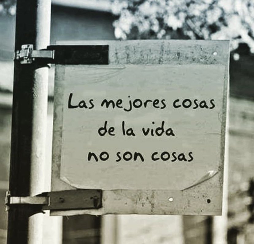 jan8917's tweet photo. La vida son momentos, personas, experiencias, conocimientos, recuerdos, la vida es vida!! #cuidadoconsciente https://t.co/7DrJBfz0WD